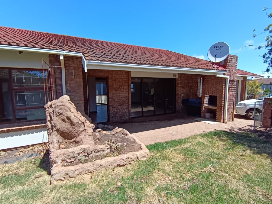 3 Bedroom Property for Sale in Noorsekloof Eastern Cape